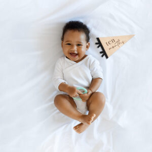 Baby Monthly Milestone Marker | Pennant Flag | Baby Photo Prop | Modern Baby | Minimalist Baby | Milestone Disk | Monthly Milestones